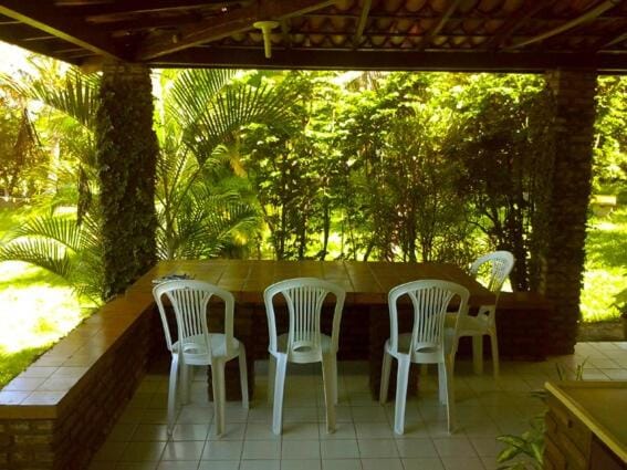 Patio, Dining area