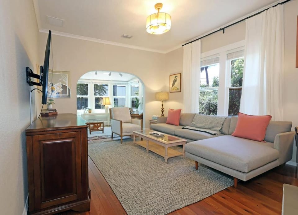 TV and multimedia, Living room