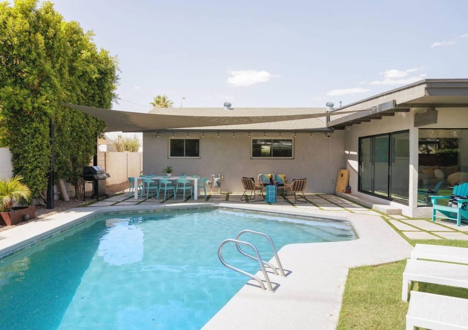 Paloma House in Scottsdale