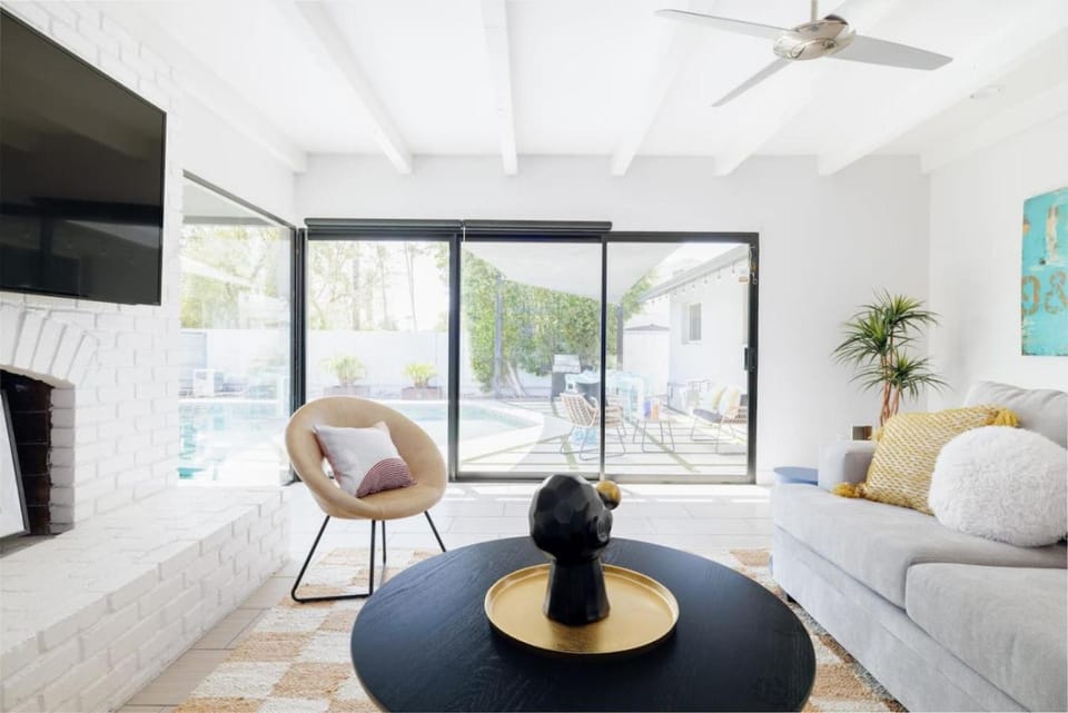 Paloma House in Scottsdale