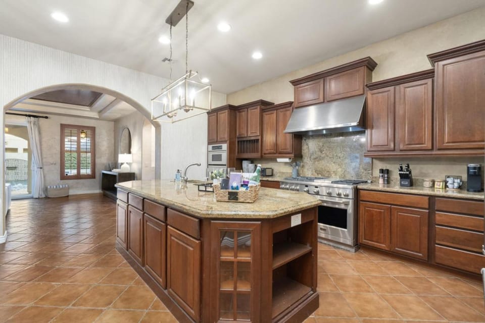 Sienna Sanctuary by Rather Be Porperties House in Gilbert