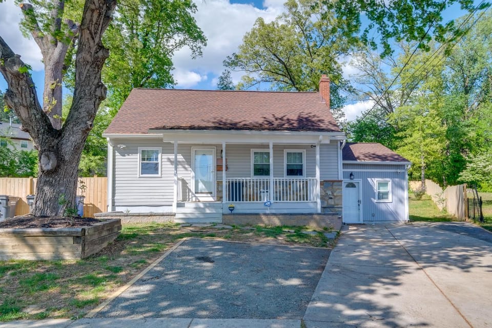 2 Mi to Historic Occoquan District: Modern Duplex House in Maryland