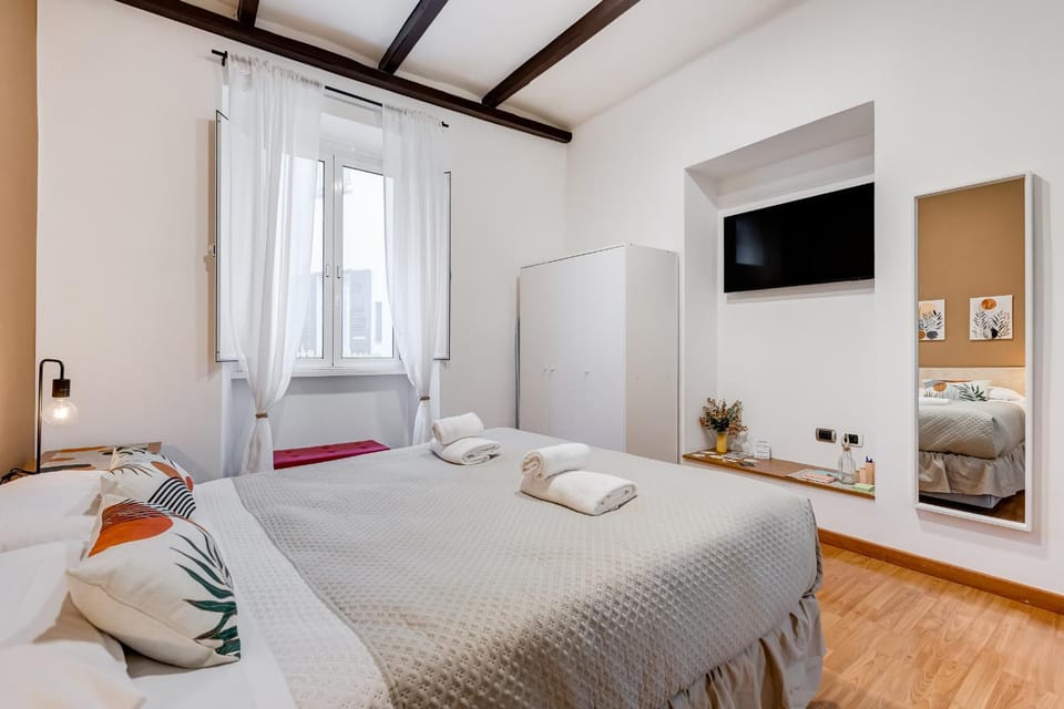 Bed, TV and multimedia, Photo of the whole room, Evening entertainment, Bedroom, towels, wardrobe