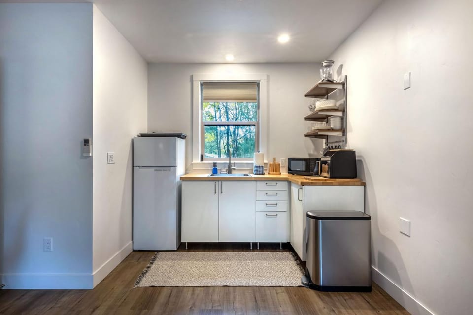 Evergreen Retreat B 30 Night Minimum apts Apartment in White Salmon