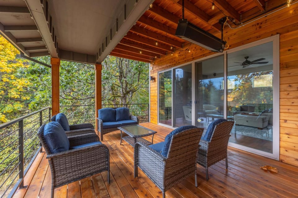 Evergreen Retreat A 30 Night Minimum home House in White Salmon