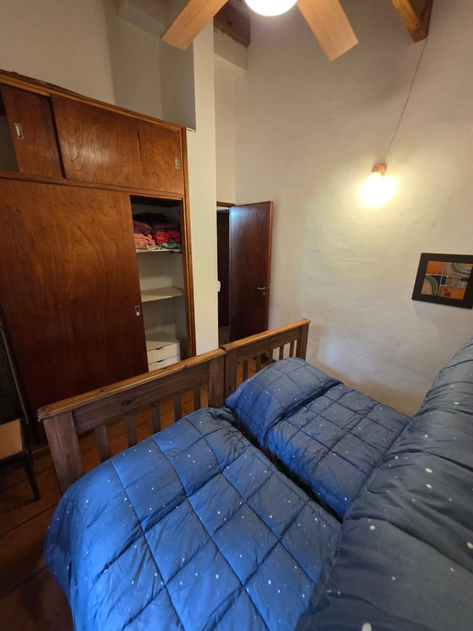Photo of the whole room, Bedroom
