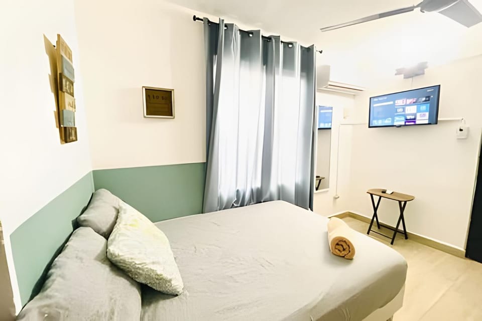 Comodo Loft, Ac,Tv, Wifi ,2px House in Monterrey