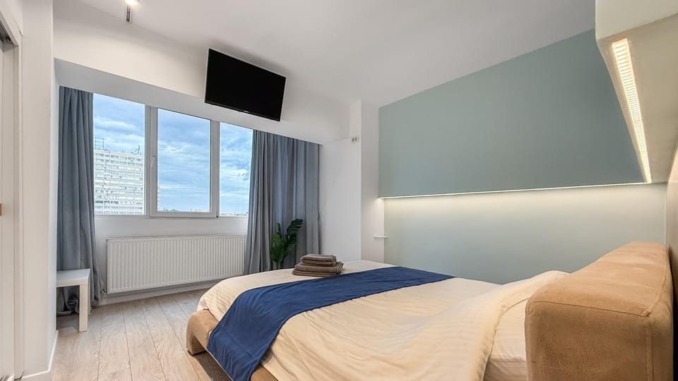 Bed, TV and multimedia, Photo of the whole room, Evening entertainment, Bedroom, internet