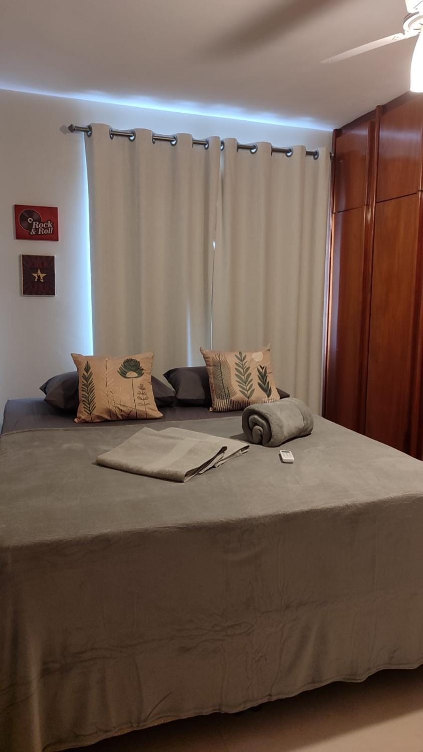 Apê no Setor Bueno, 2 quartos climatizados e garagem, localização excelente! Apartment in Goiania