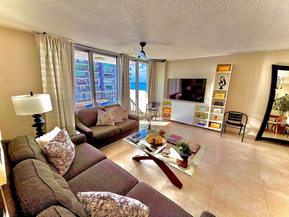 Balcony/Terrace, Living room