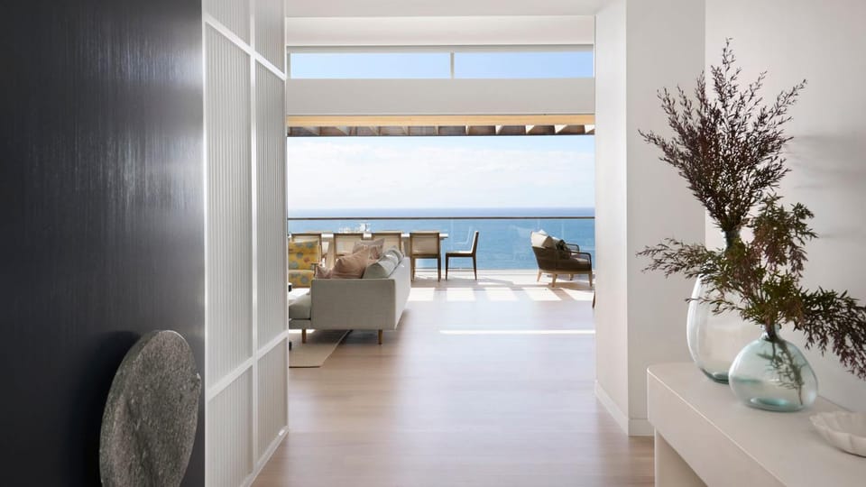 Infinity House in Pittwater Council