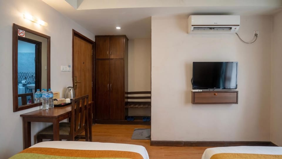 TV and multimedia, Coffee/tea facilities, air conditioner