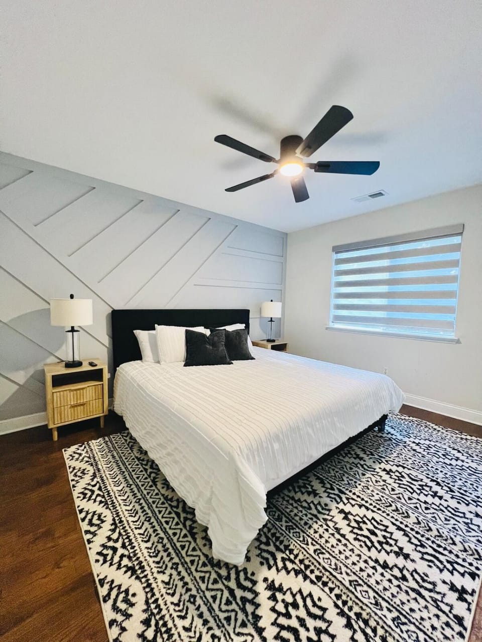 Pickleball , Pool , Bkyd Oasis , Centrally Located House in Frisco