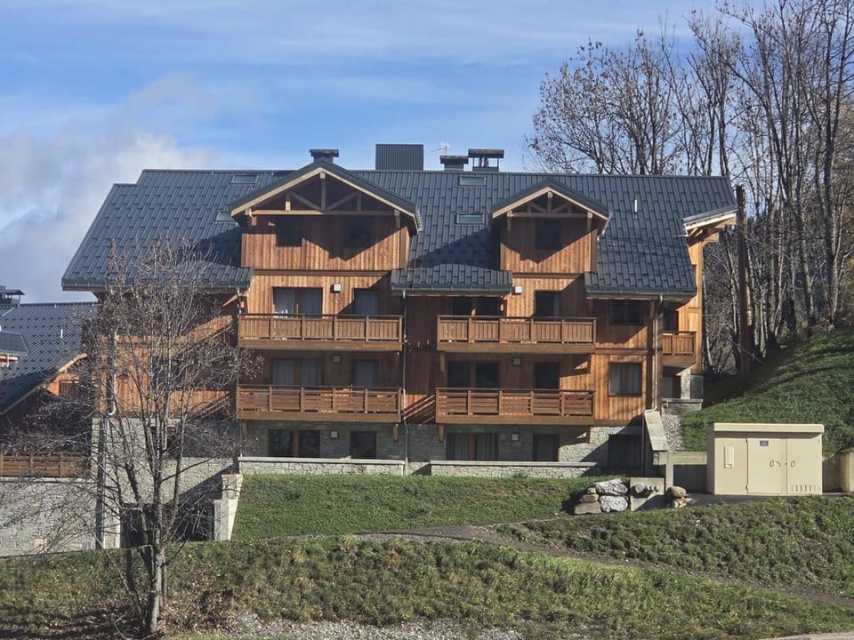 T2 neuf à Valmorel, 4 pers, parking - FR-1-291-1040 Apartment in Les Avanchers-Valmorel
