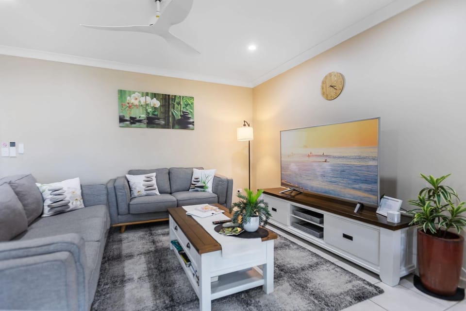 Zen Escape Resort Pool & BBQ Retreat Apartment in Cairns