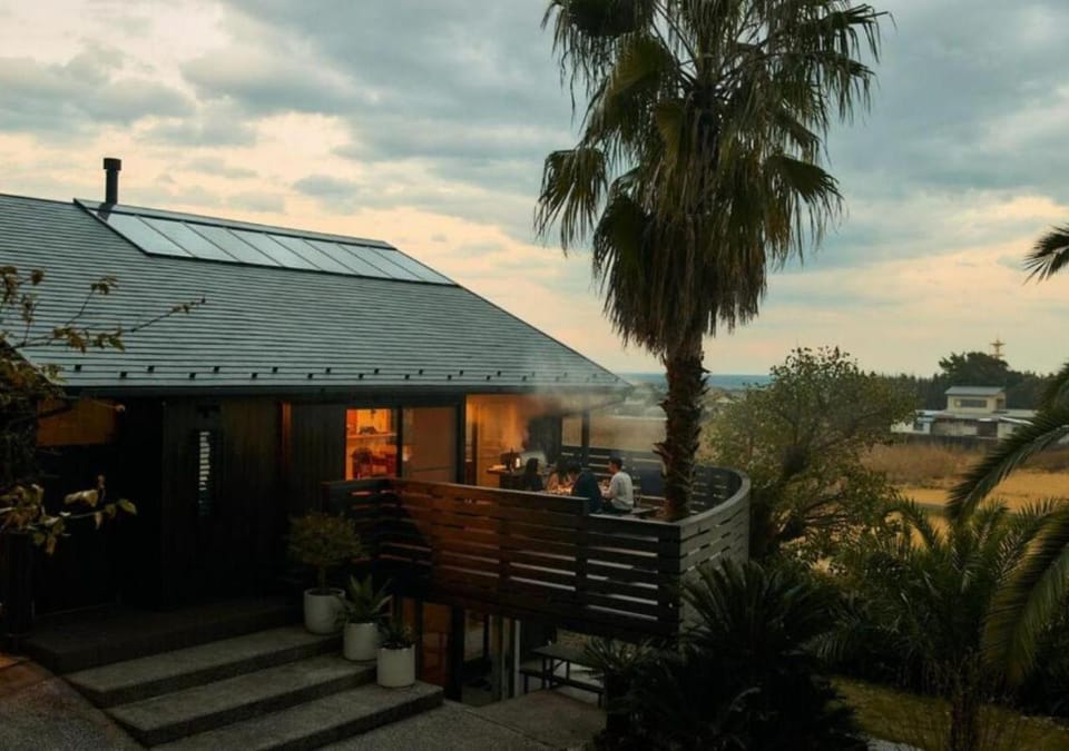 Property building, Balcony/Terrace