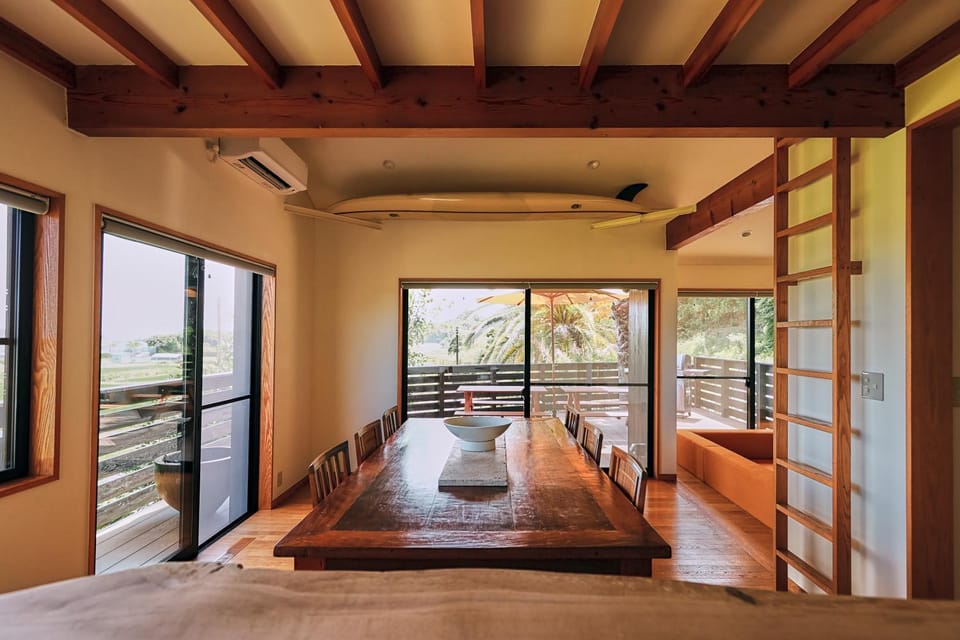 View (from property/room), Balcony/Terrace, Living room, Photo of the whole room, Dining area