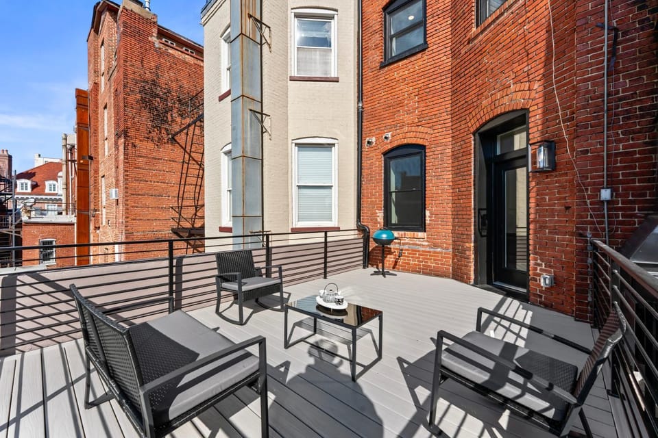 Property building, Patio, Day, View (from property/room), Balcony/Terrace
