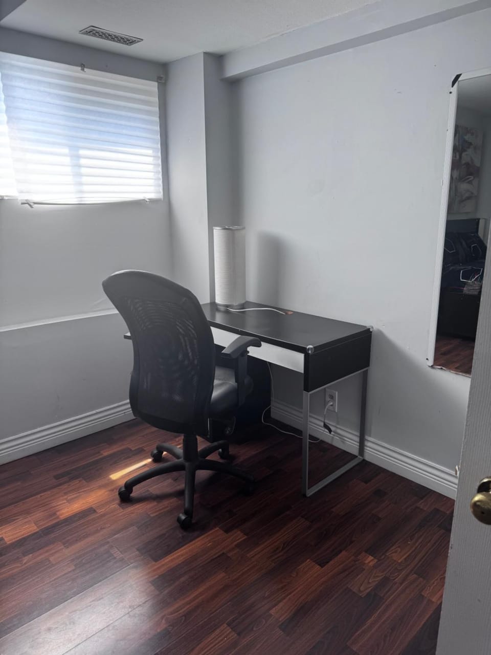 Bedroom, air conditioner