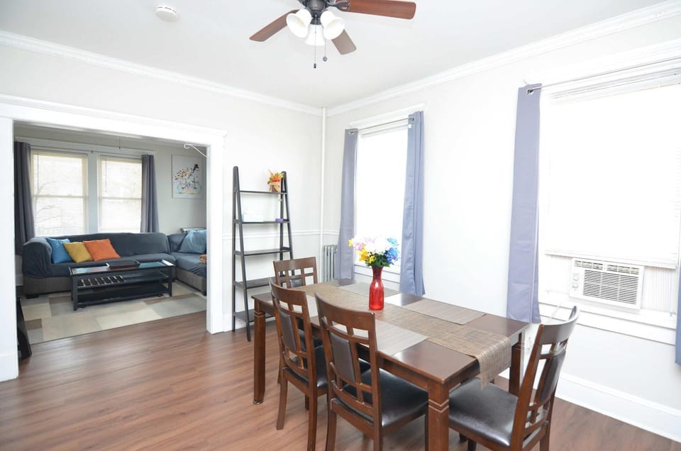 Spacious Home with Parking, Laundry - Near RU, RWJ, NJ Transit House in Highland Park