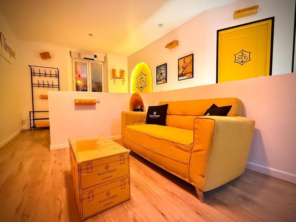 L'Ecrin de Clicquot, studio cosy au cœur d'Epernay Apartment in Epernay