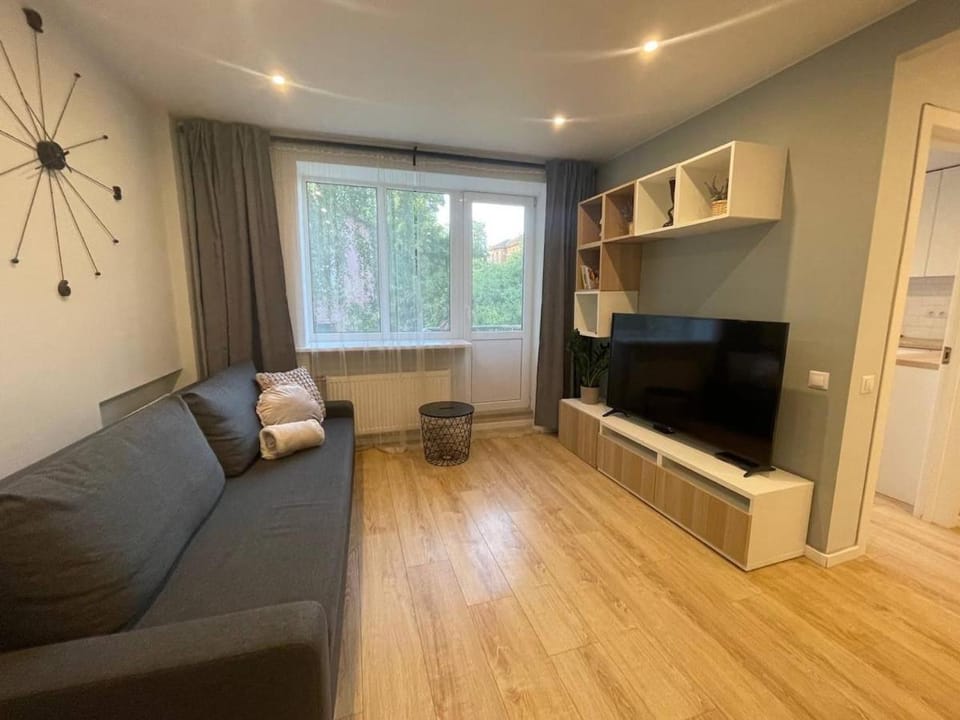 Modern 1BR Haven near Two Parks Apartment in Riga