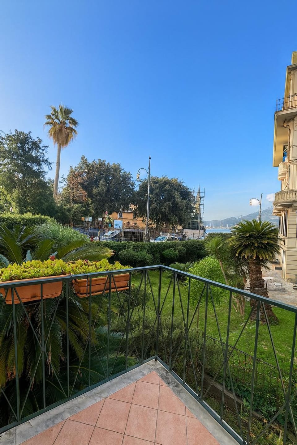 Property building, Inner courtyard view