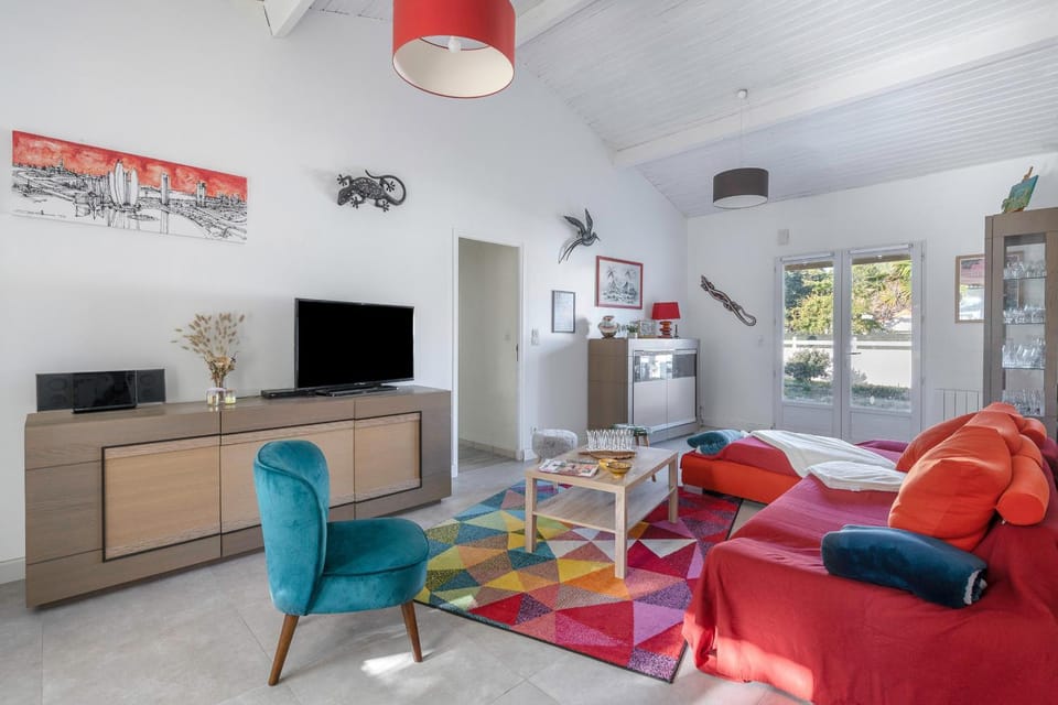Communal lounge/ TV room, Living room
