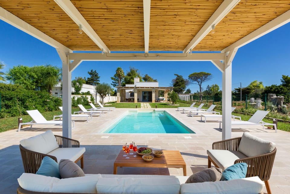Patio, Garden, Swimming pool