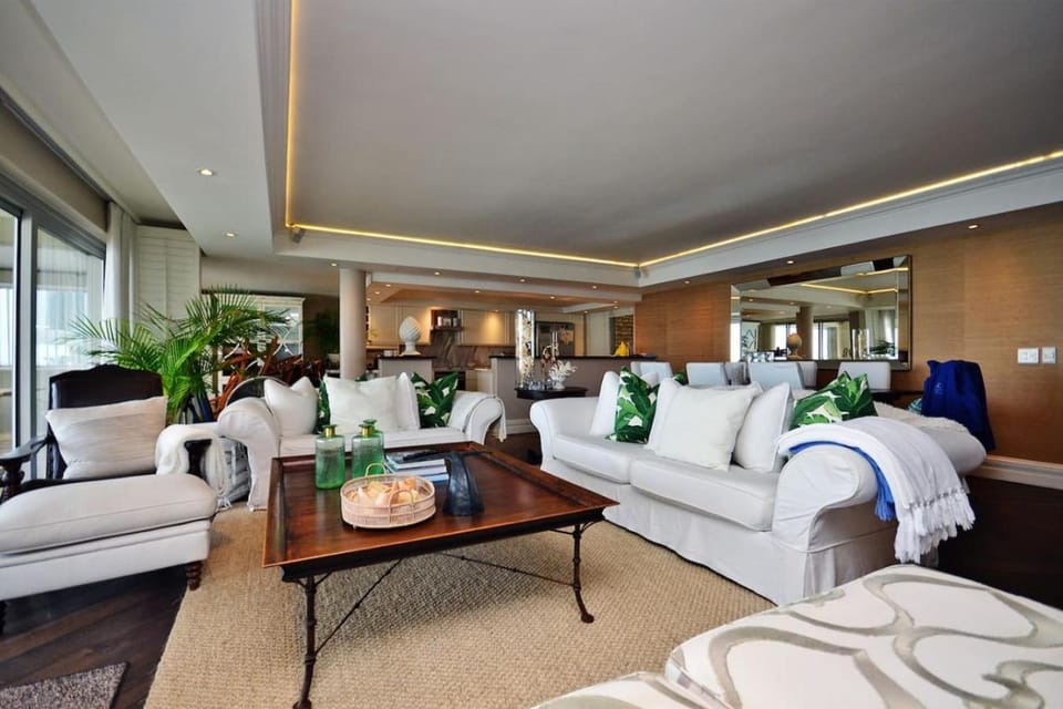 Clifton Views - Oceanfront Home Apartment in Camps Bay