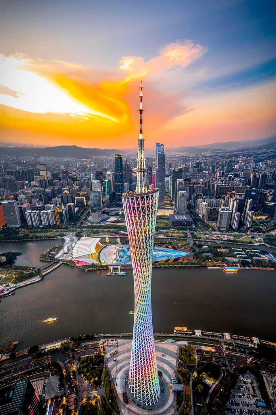 Nearby landmark, Natural landscape, City view
