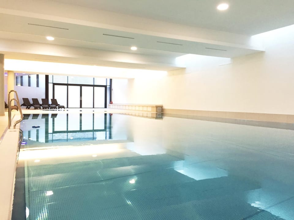 Pool view, Swimming pool