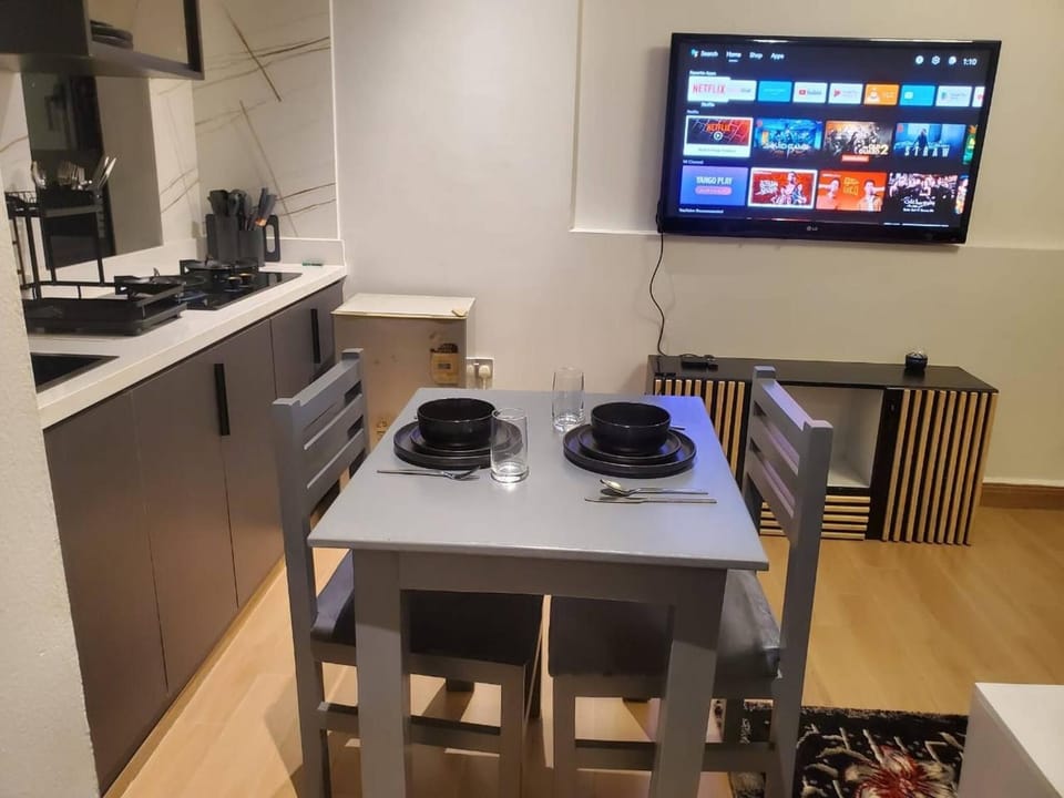 Communal lounge/ TV room, TV and multimedia