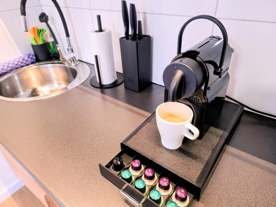 Coffee/tea facilities, Kitchen or kitchenette