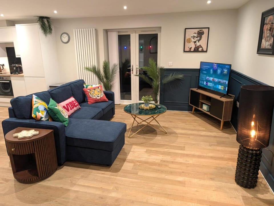 Modern New-Build 1 Bed House Near Science Parks House in Cambridge