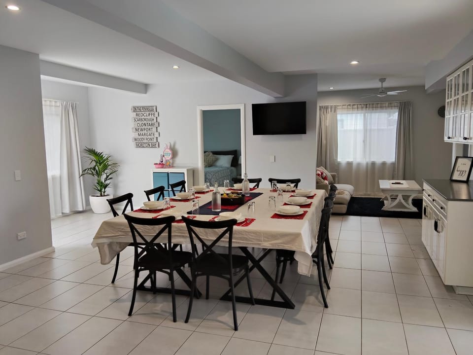 Carefree Comfort House in Deception Bay