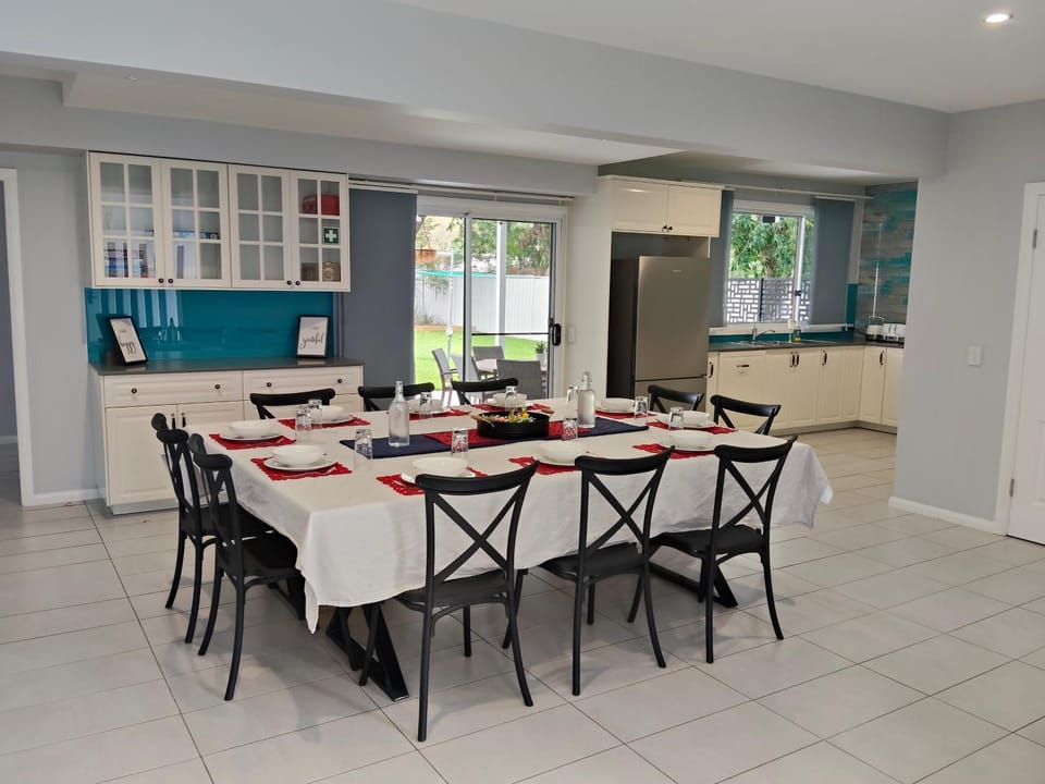 Carefree Comfort House in Deception Bay