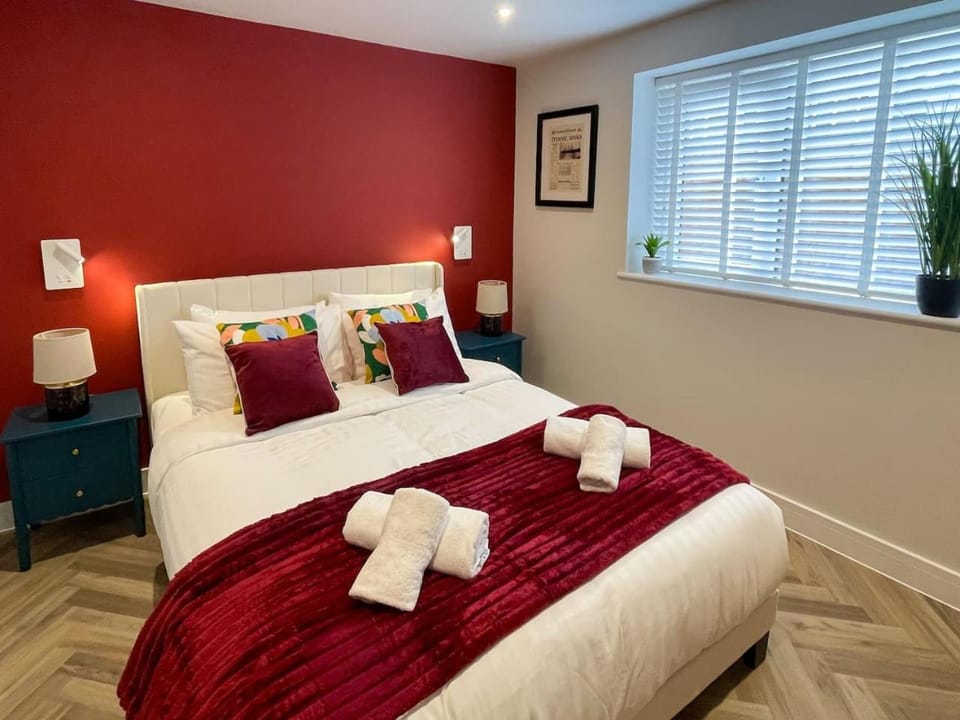 Stylish New-Build 2-Bed House Near Science Parks House in Cambridge