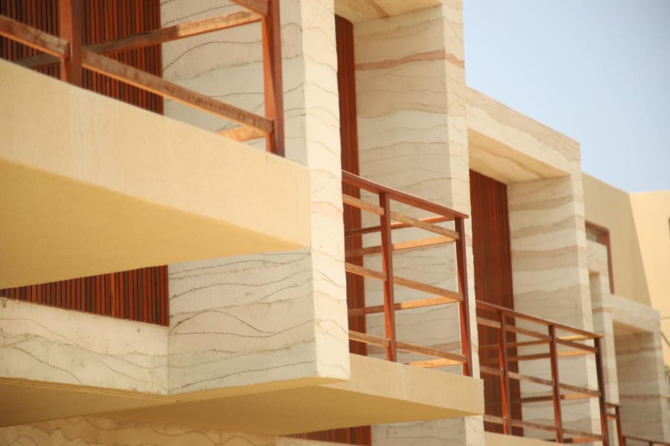 Property building, Balcony/Terrace