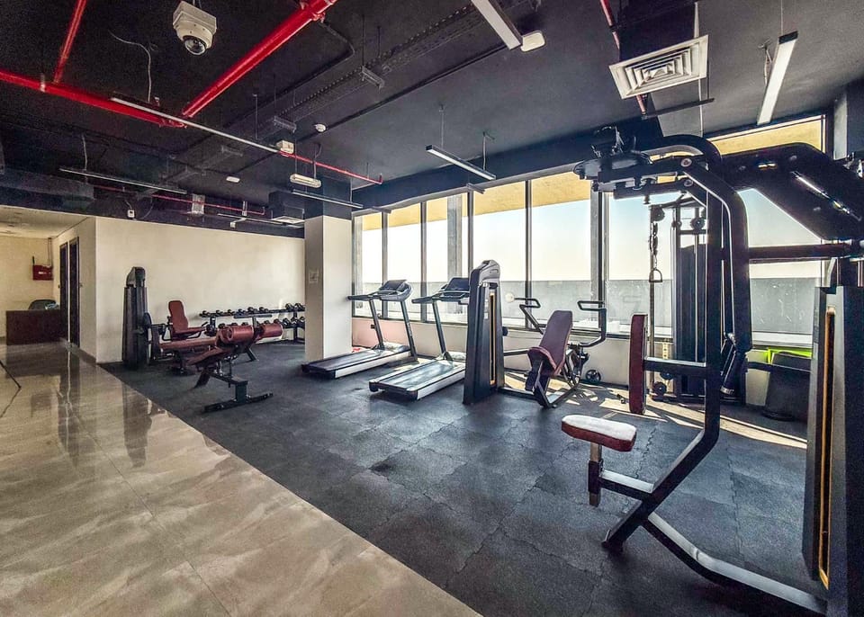 Free housekeeping visits during your stay - StayShort - Dubai South 1BR sleeps 4 Apartment in Dubai