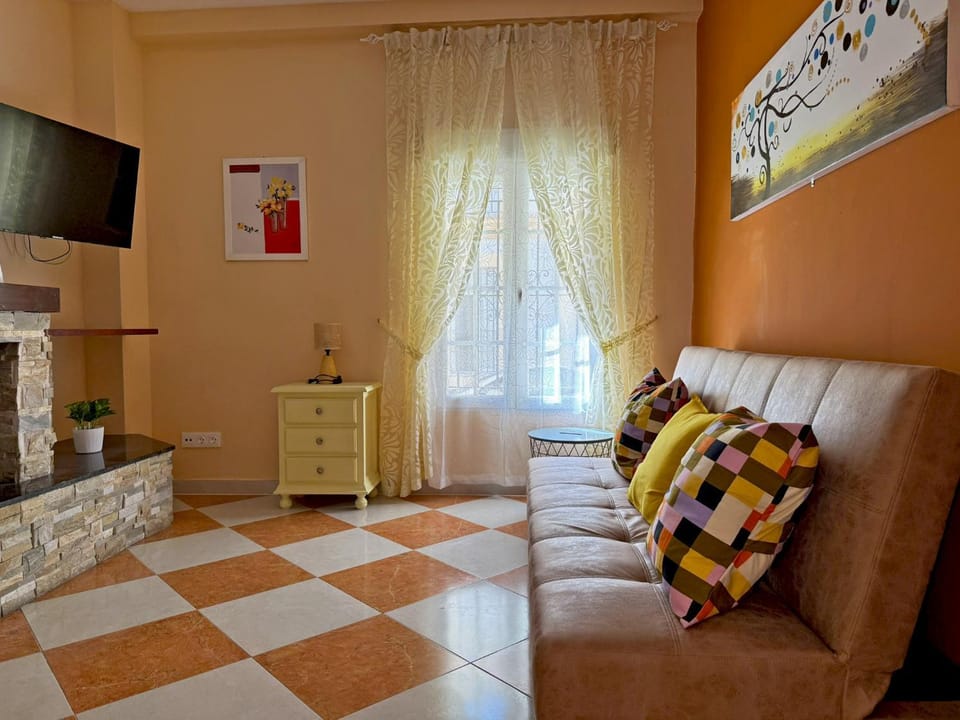 Communal lounge/ TV room, Living room