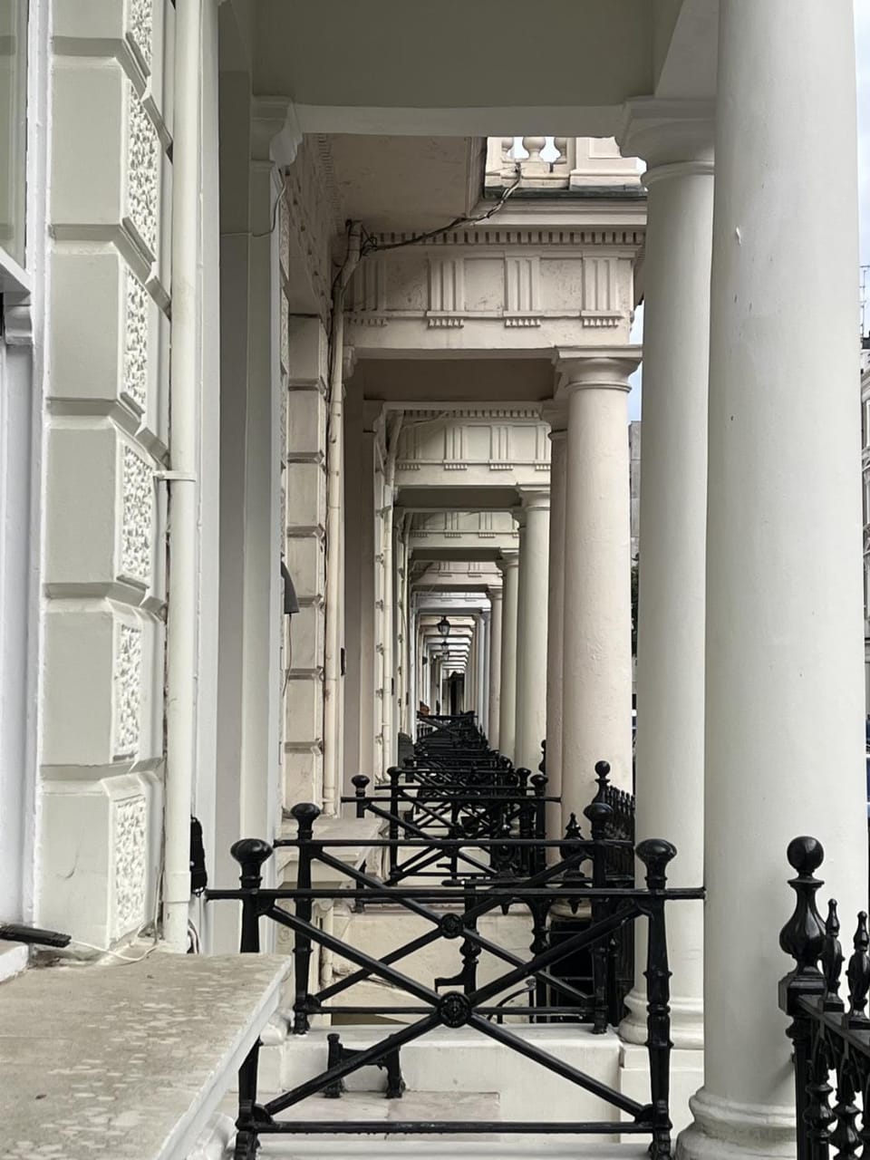 Newly refurbished - Awesome 3 bedroom Notting Hill very central with a balcony Apartment in City of Westminster