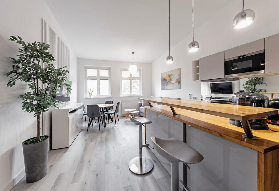 TV and multimedia, Kitchen or kitchenette
