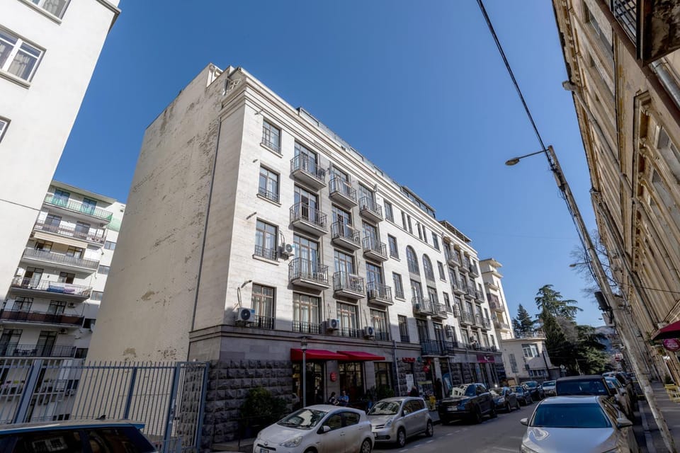 Property building, Neighbourhood, City view, Street view