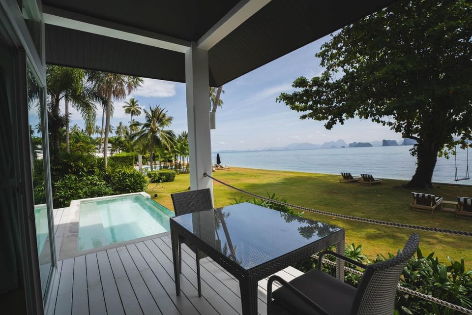 Day, Natural landscape, Garden, View (from property/room), Balcony/Terrace, Seating area, Pool view, Sea view, Swimming pool