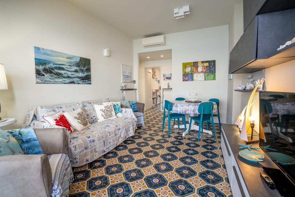 TV and multimedia, Kitchen or kitchenette, Living room, Seating area, Dining area, minibar, air conditioner