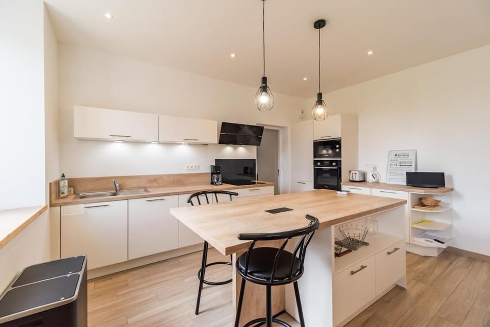 Grande maison entre Paimpol et Treguier - proche de la mer Bed and Breakfast in Brittany