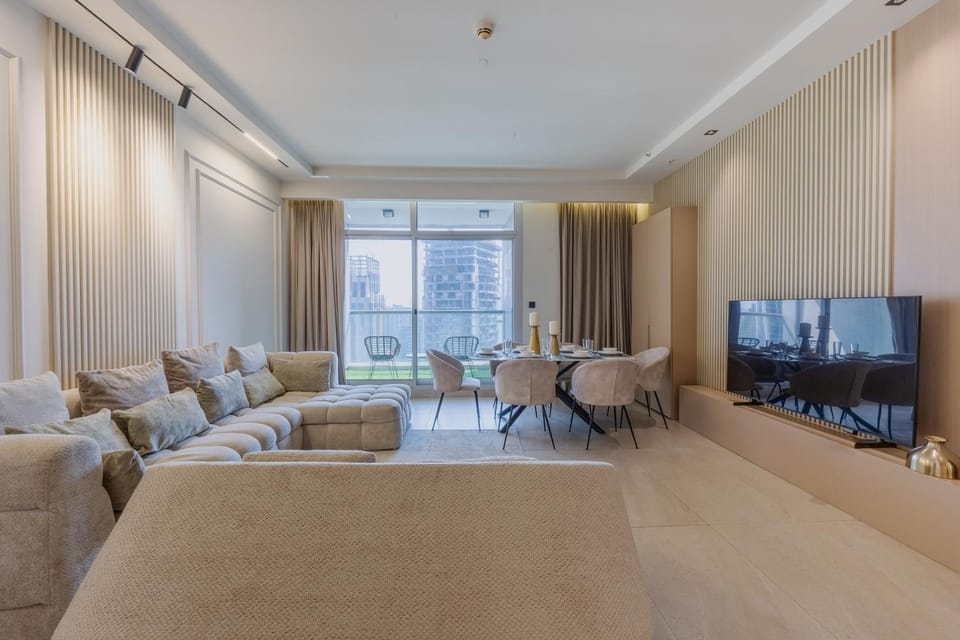 TV and multimedia, Living room, Seating area, air conditioner
