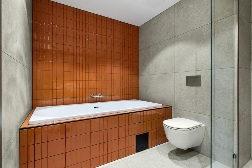 Bathroom, Bath