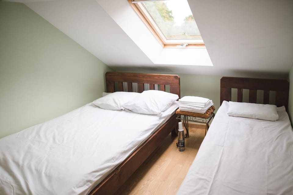 Bed, Photo of the whole room, Bedroom, wedding